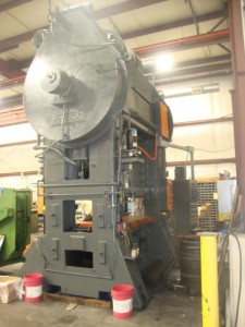 300 Ton Verson Straight Side Press For Sale