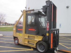 30,000lbs. Taylor Hard-Tired Forklift 2