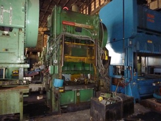 200 Ton Niagara Press pic 2